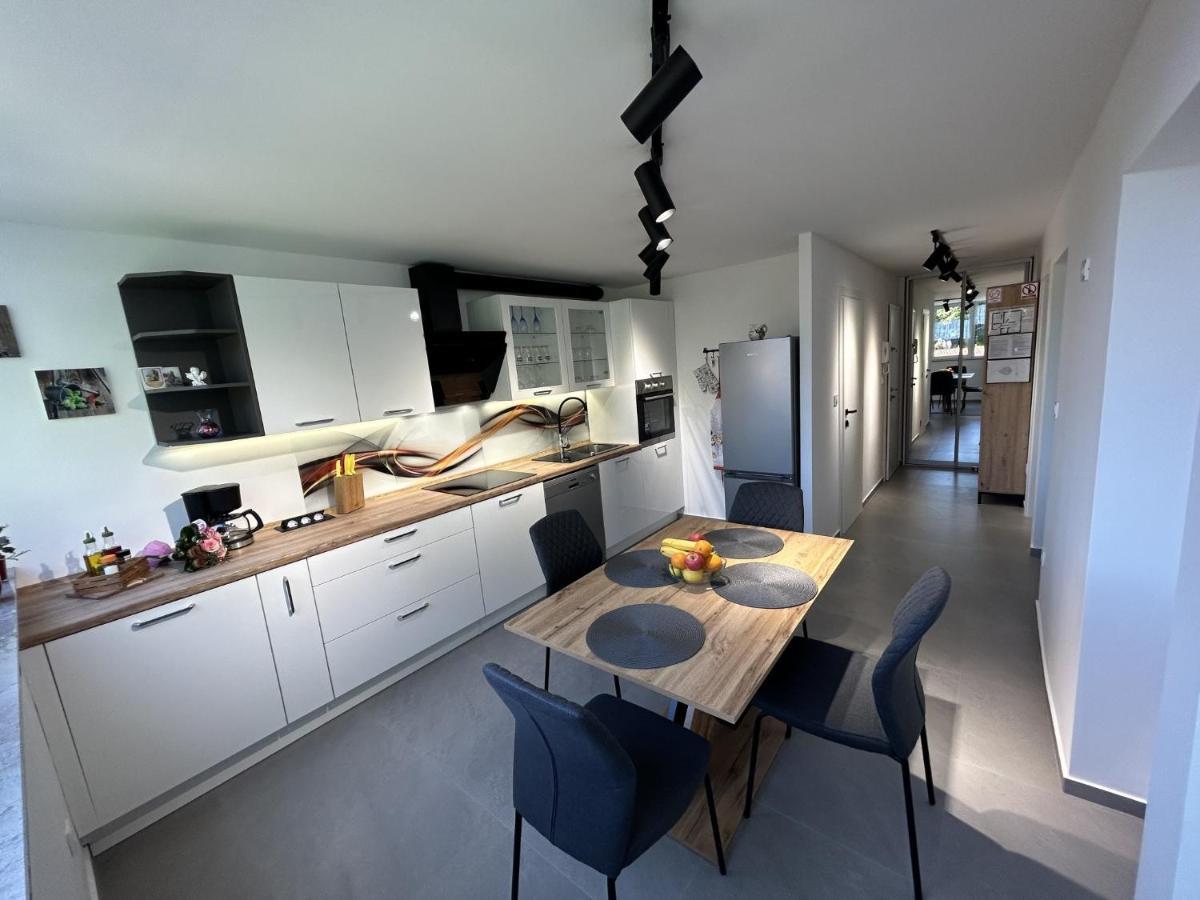 Apartment Toni Lovran Extérieur photo