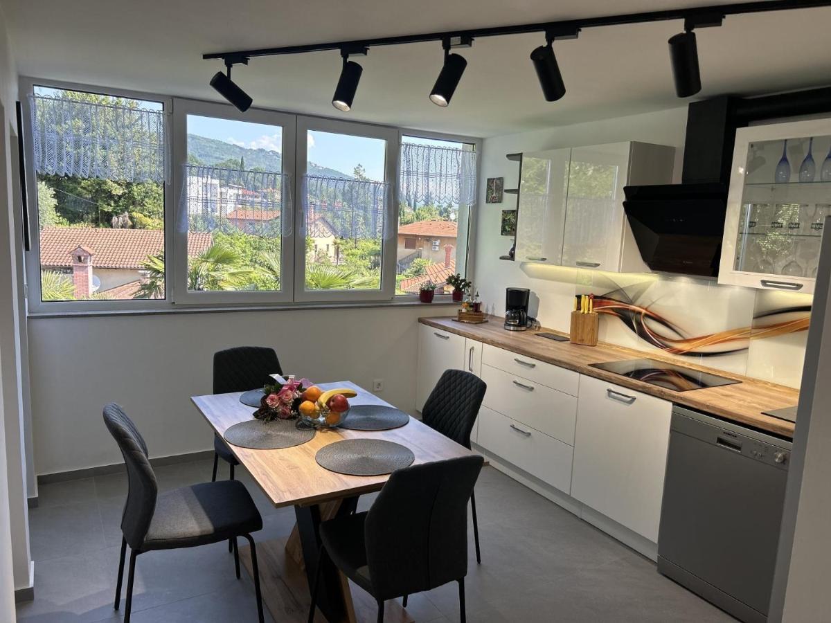 Apartment Toni Lovran Extérieur photo